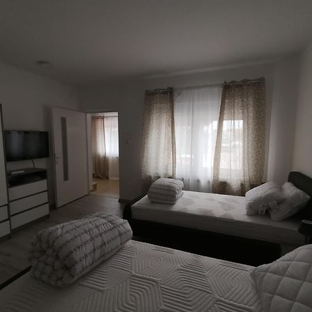 Sleep And Fly Room'S By Dado & Lela ヴェリカ・ゴリツァ エクステリア 写真